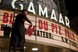 Mélanie Laurent in un'immagine di Bastardi senza gloria, diretto da Quentin Tarantino