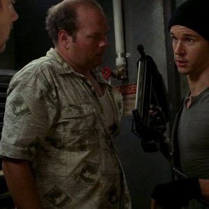 Andy Bellefleur (Chris Bauer) e Jason Stackhouse (Ryan Kwanten) in una scena dell'episodio 'New World In My View' della serie True Blood