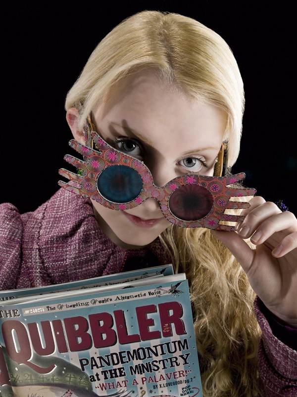 Evanna Lynch Luna Lovegood Con Occhialini 3D Per Il Film Harry Potter E Il Principe Mezzosangue 128288