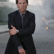 Jamie Bamber in un momento dell'episodio Vows di Dollhouse