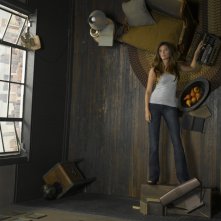 Peyton List è Nicole Kirby nella serie Flash Forward