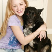 Una foto di Amanda Joy Michalka con cagnolone