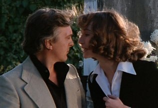 David Hemmings e Daria Nicolodi in una scena del film Profondo Rosso (1975)