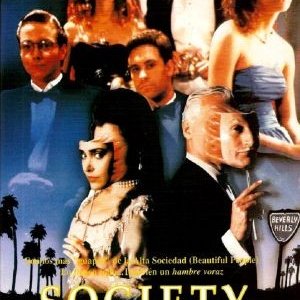 La locandina di Society