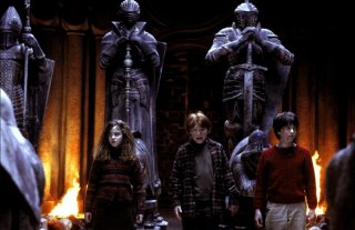 Emma Watson, Rupert Grint e Daniel Radcliffe in una sequenza di Harry Potter and the Sorcerer's Stone
