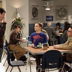 Johnny Galecki, Jim Parsons e John Ross Bowie nell'episodio The Electric Can Opener Fluctuation di  The Big Bang Theory