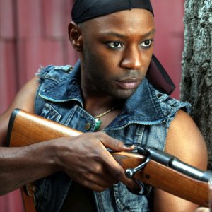 Nelsan Ellis in una scena dell'episodio Frenzy di True Blood