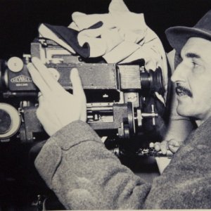 Il regista Antonio Leonviola