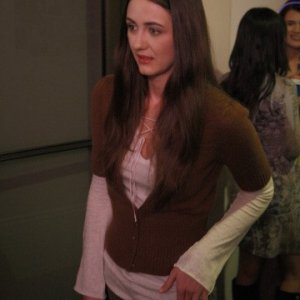Madeline Zima in una scena tratta dalla premiere della quarta stagione di Heroes