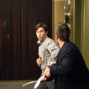 Milo Ventimiglia in una scena della premiere della stagione 4 di Heroes