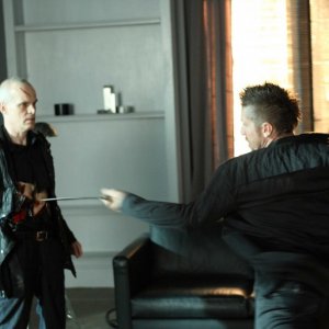Zeljko Ivanek in una scena della premiere della quarta stagione di Heroes