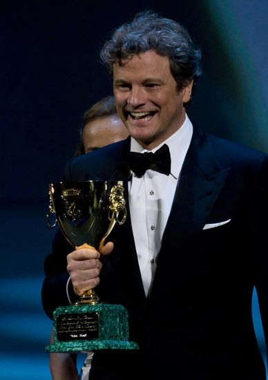 Venezia 2009 Colin Firth Riceve La Coppa Volpi Per La Sua Interpretazione In A Single Man 130148