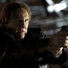 Gerard Depardieu in una scena del film Diamond 13