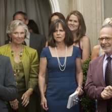 Matthew Rhys, Marion Ross, Sally Field e Ron Rifkin nel primo episodio della quarta stagione della serie Brothers & Sisters