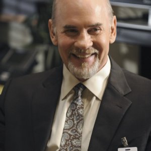 Mitch Pileggi in una scena della premiere della sesta stagione della serie tv  Grey's Anatomy