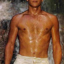 Patrick Swayze in una immagine sexy degli anni '80