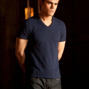 Paul Wesley nell'episodio Night of the Comet di The Vampire Diaries
