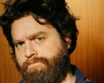 Zach Galifianakis ed Emma Roberts in manicomio