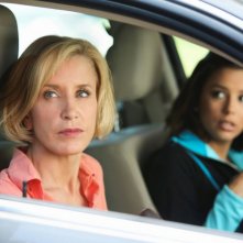 Desperate Housewives: Felicity Huffman con Eva Longoria Parker in Still Alive episodio della sesta stagione