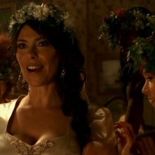 Michelle Forbes in una scena dell'episodio 'Beyond Here Lies Nothin'' della serie tv True Blood