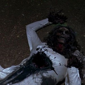 Un'immagine dell'episodio 'Beyond Here Lies Nothin'' della serie tv True Blood