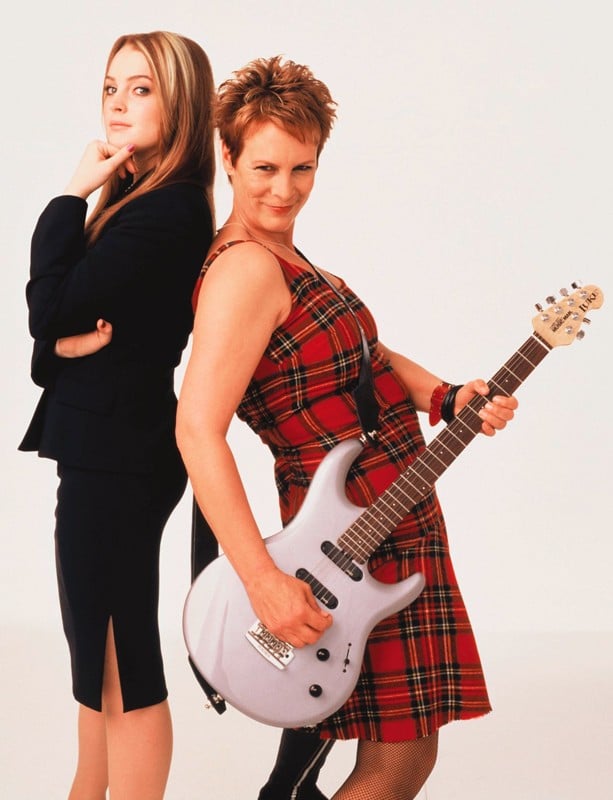 Jamie Lee Curtis e Lindsay Lohan em imagem promocional do filme Freaky Friday