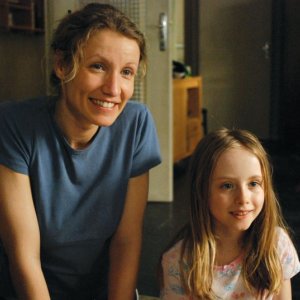 Alexandra Lamy in un'immagine del film Ricky diretto da Francois Ozon