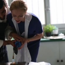 Edoardo Gabbriellini e Tilda Swinton in una scena del film Io sono l'amore