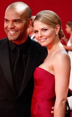 Emmy Awards 2009 Amaury Nolasco E Jennifer Morrison 131236