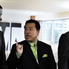 Preston Davis, Rex Lee e Jordan Belfi in una scena dell'episodio Berried Alive della sesta stagione di Entourage