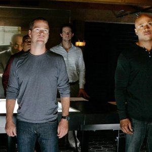 Sam Hanna (LL COOL J) e G. Callen (Chris O'Donnell) in una scena dell'episodio Pilota di NCIS: Los Angeles