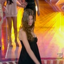 Francesca Fioretti sfila durante lo speciale tv La nostra avventura