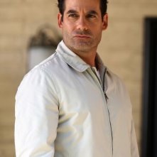 Adrian Pasdar in una scena da Acceptance dalla quarta stagione di Heroes