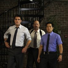 Tim Kang, Terry Kinny ed Owain Yeoman in una scena dell'episodio Red Badge di The Mentalist