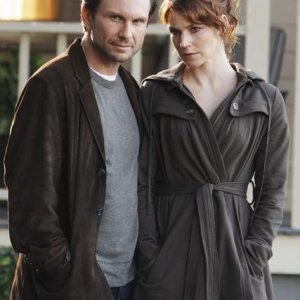 Christian Slater ed Heather Stephens nell'episodio Diamond Jane della serie The Forgotten