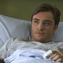 Ed Westwick in una scena dell'episodio The Land of Rape and Honey di Californication