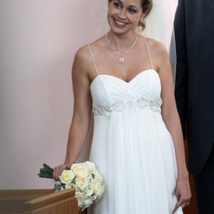 Jenna Fischer nell'episodio Niagara di The Office