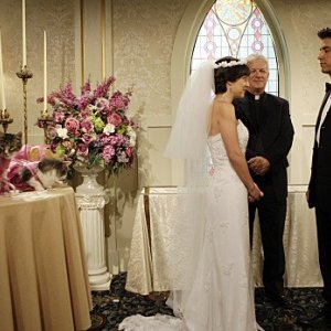 Josh Radnor e Lindsay Sloane nell'episodio Double Date di How I Met Your Mother