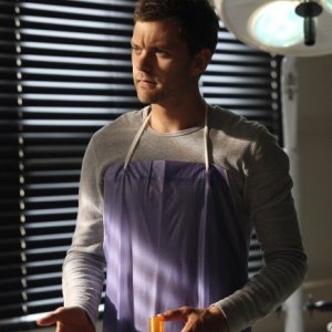 Joshua Jackson nell'episodio Dream Logic di Fringe