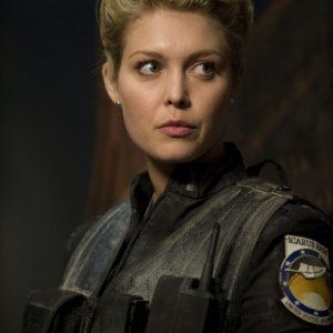 Alaina Kalanj nella premiere di Stargate Universe