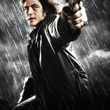Benicio Del Toro interpreta Jack Rafferty nel film Sin City