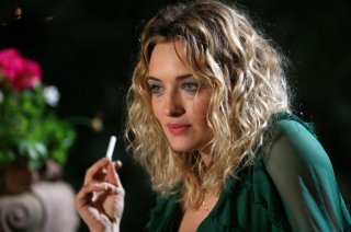 Carolina Crescentini in una scena del film Oggi Sposi