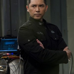 Lou Diamond Phillips in un momento delle premiere di Stargate Universe