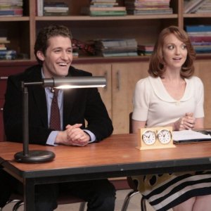 Matthew Morrison e Jayma Mays in una scena dell'episodio Vitamin D della serie Glee