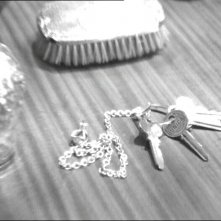 Una celebre scena del film Notorious - L'amante perduta ( 1946 )