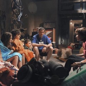 Una scena dell'episodio The Cheerleader della serie The Middle