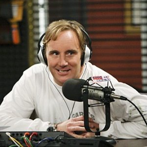 Jay Mohr in una scena dell'episodio Gary Has a Dream di Provaci ancora Gary
