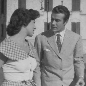 Una scena del film Domenica d'Agosto di Luciano Emmer