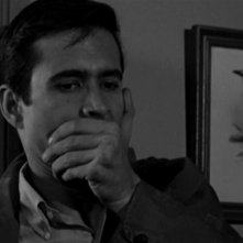 Anthony Perkins in una scena del film Psycho ( 1960 ) di A. Hitchcock