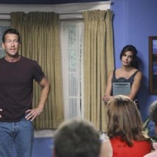 Desperate Housewives, stagione 6: Teri Hatcher e James Denton nell'episodio Everybody Ought to Have a Maid